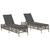 vidaXL Sonnenliegen 2 Stk. mit Tisch Grau Poly Rattan