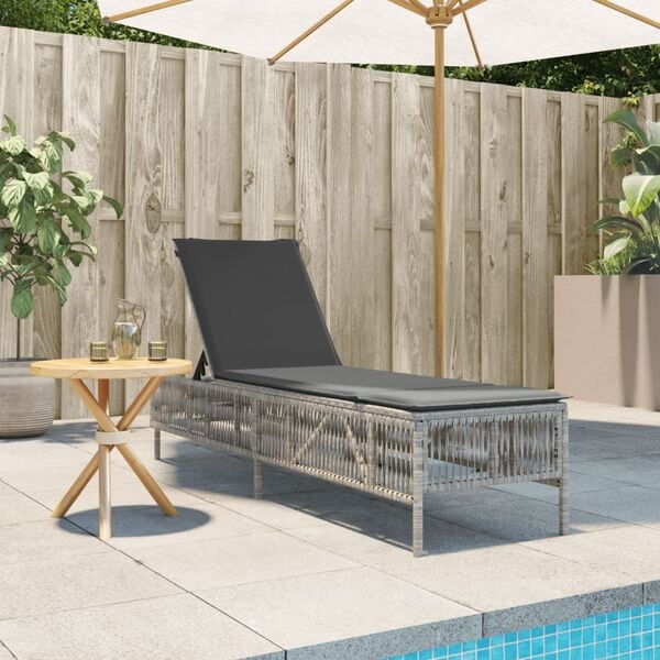 vidaXL Sonnenliege mit Auflage Hellgrau Poly Rattan