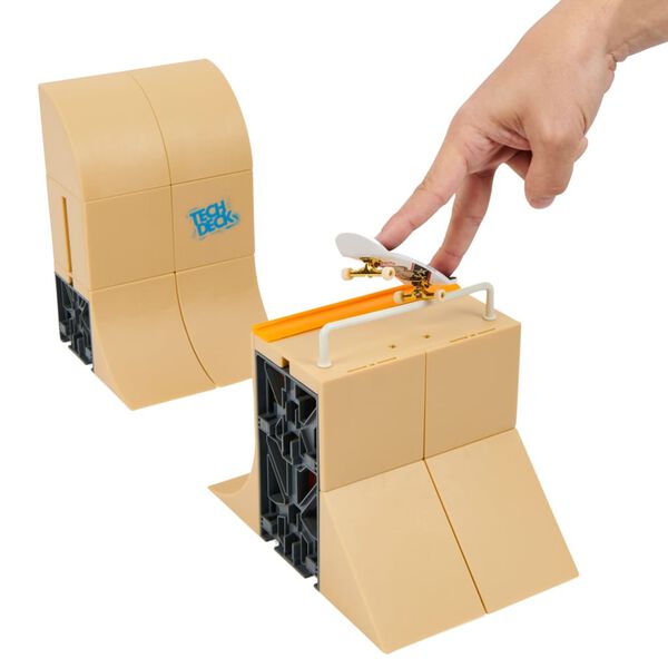 Tech Deck Mega Half Pipe Skate Set Danny Way