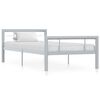 Grey_and_white